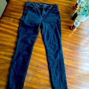Old Navy black distressed rockstar jeans 10 reg